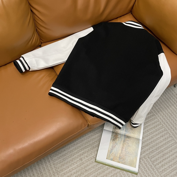 ブランドジャケット側面デザイン